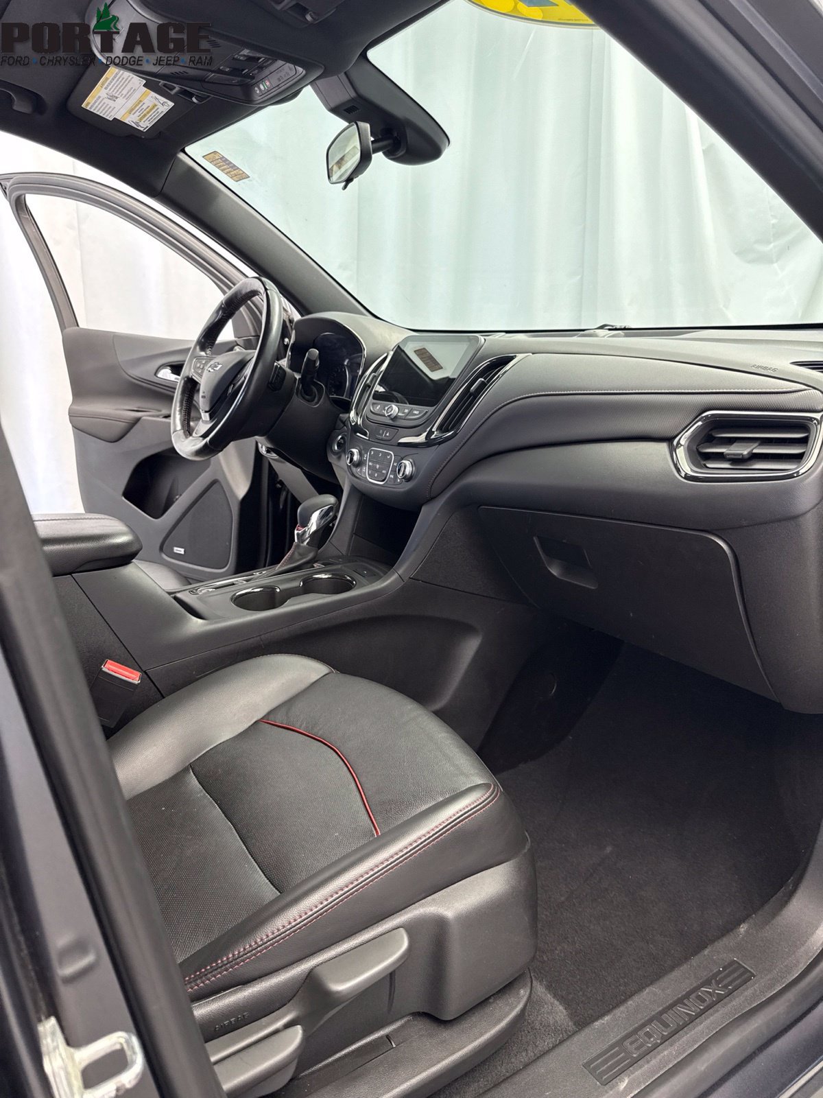Used 2022 Chevrolet Equinox RS w/ RS Leather Package AWD/4WD image 31