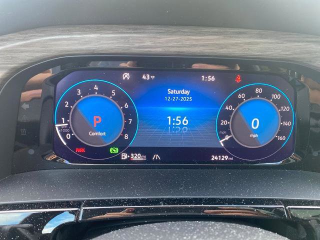 Used 2024 Volkswagen Atlas SEL Premium R-Line image 21