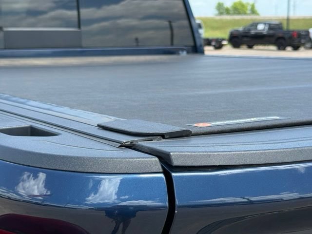 Used 2022 Chevrolet Silverado 2500 High Country AWD/4WD image 11