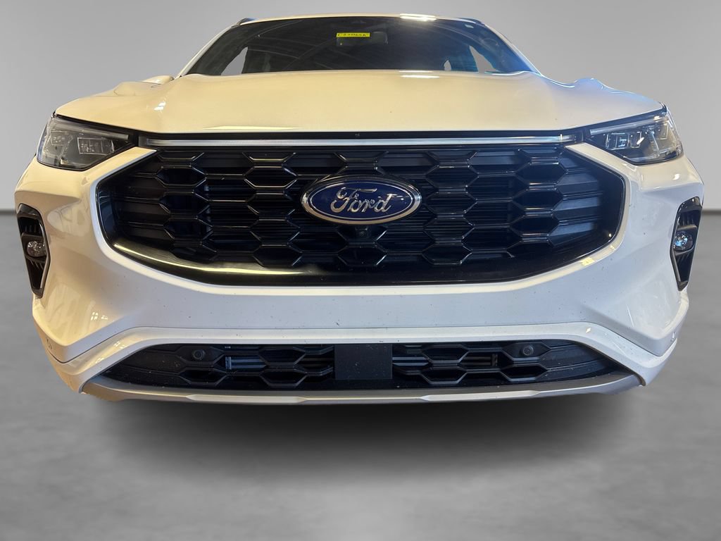 Certified 2023 Ford Escape ST-Line Elite AWD/4WD image 12
