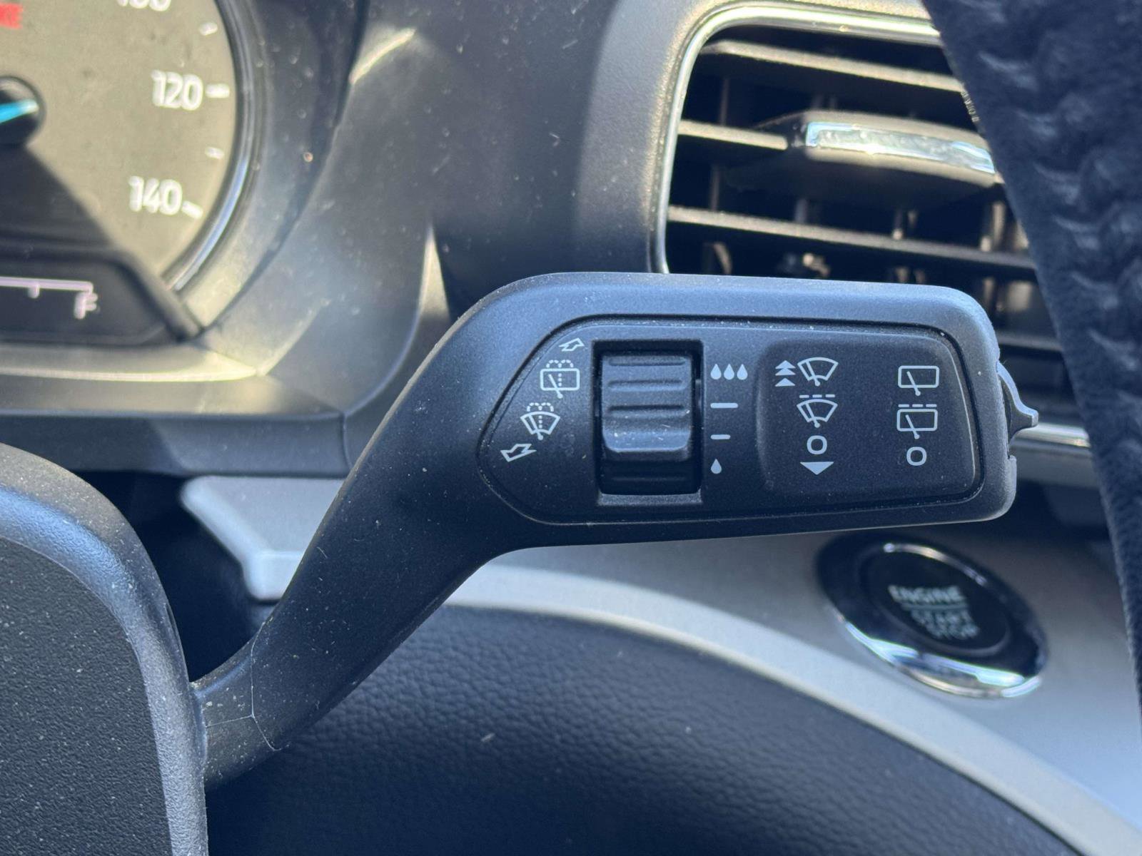 Certified 2022 Ford Explorer XLT w/ Equipment Group 202A image 21