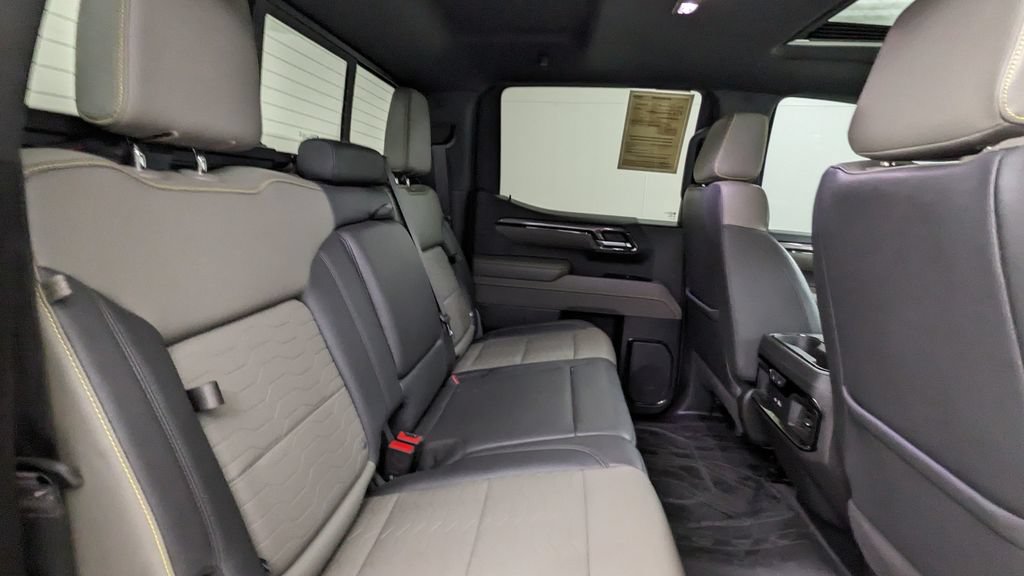 Used 2023 Chevrolet Silverado 1500 ZR2 w/ Technology Package AWD/4WD image 38