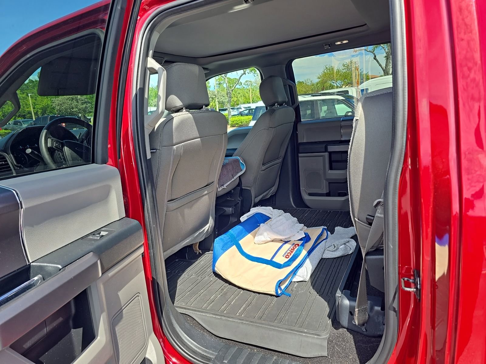 Certified 2020 Ford F150 XLT w/ Equipment Group 302A Luxury image 4