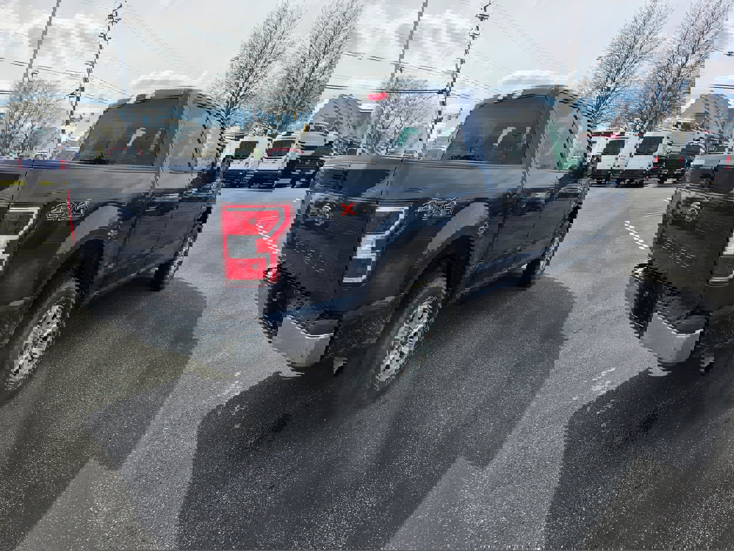 Certified 2018 Ford F150 XLT image 3