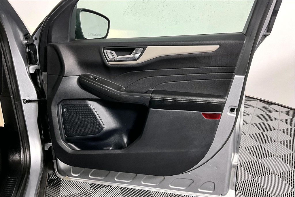 Certified 2021 Ford Escape SEL FWD image 24