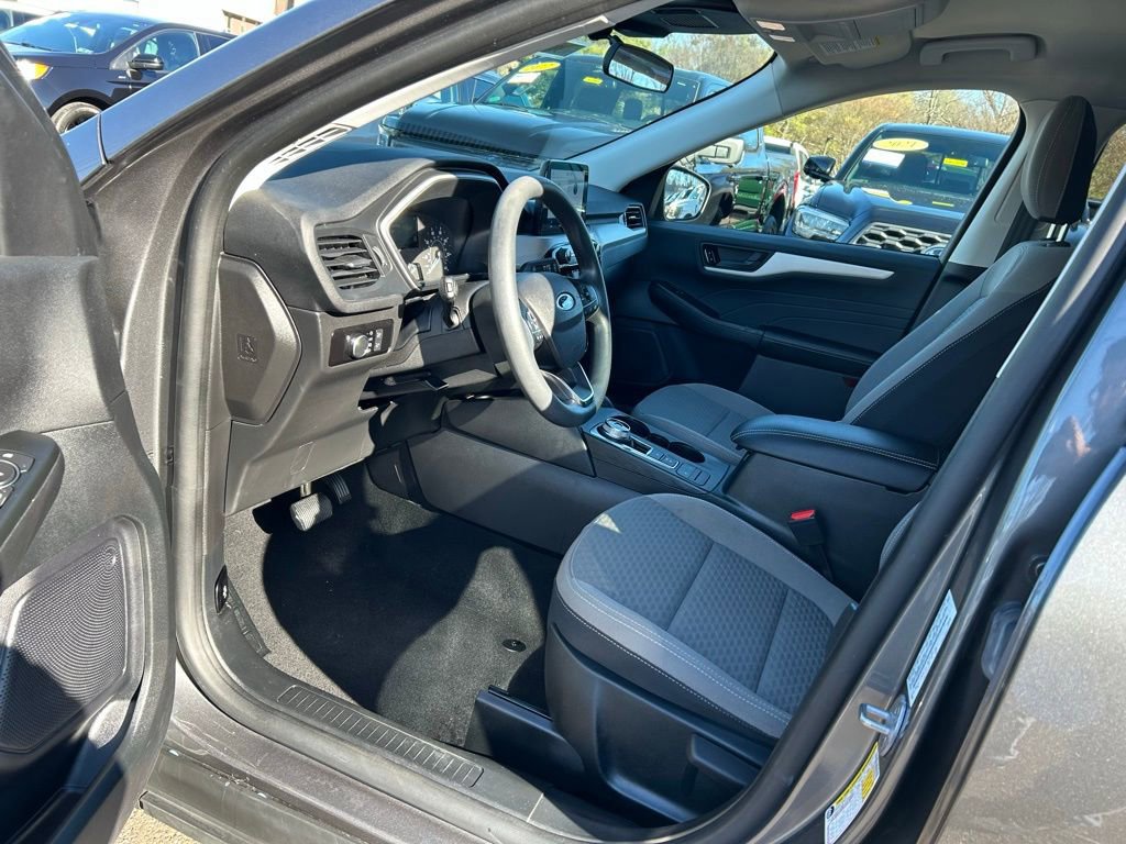 Certified 2022 Ford Escape SE image 15