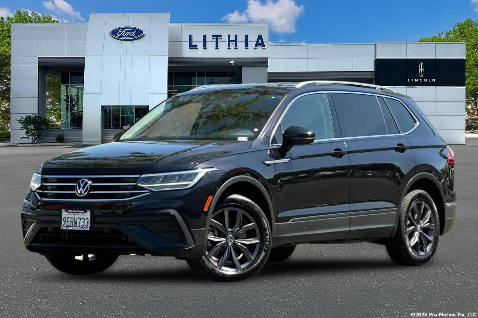Used 2023 Volkswagen Tiguan SE