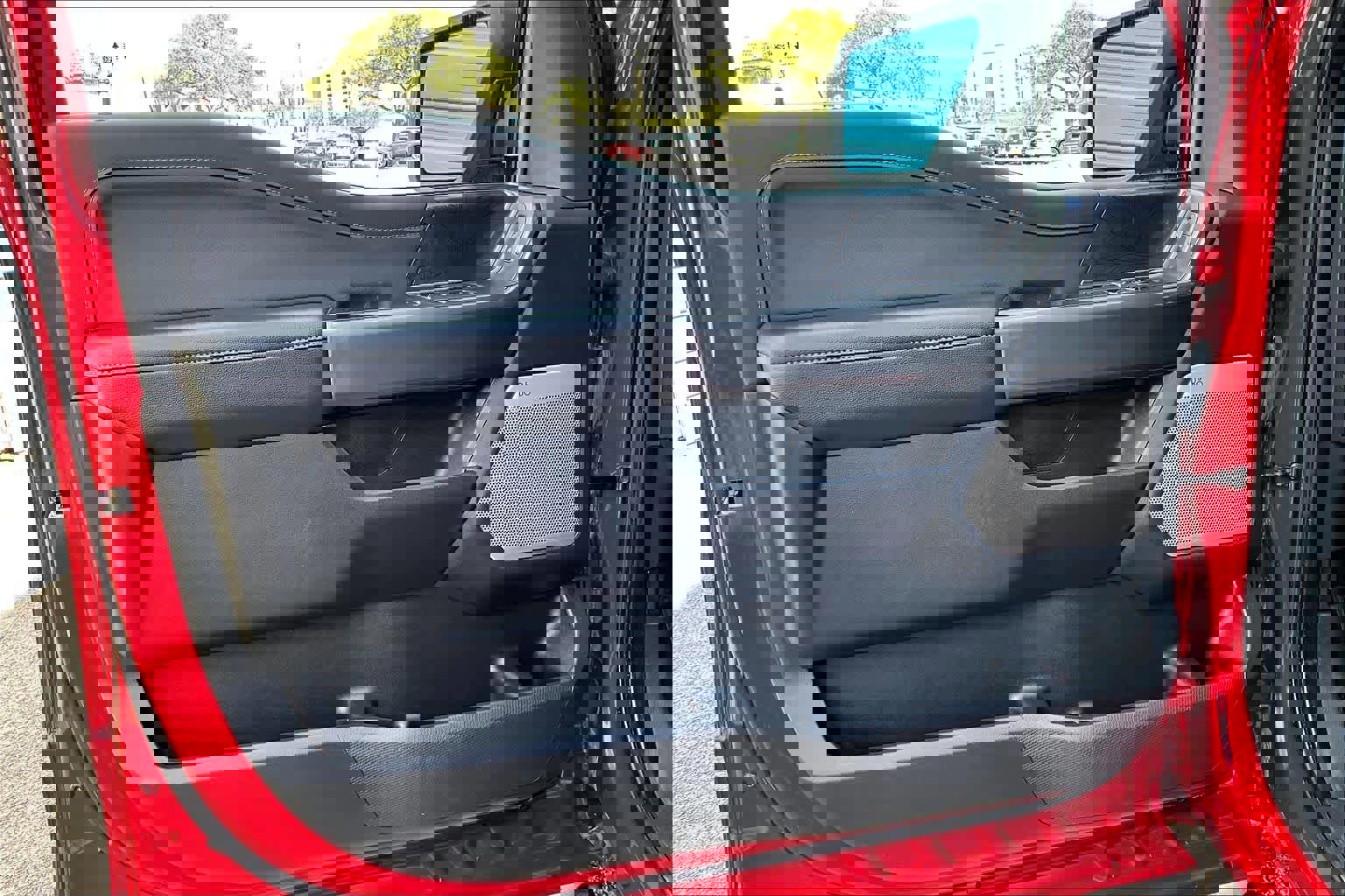 Certified 2022 Ford F150 XLT w/ Equipment Group 302A High image 22