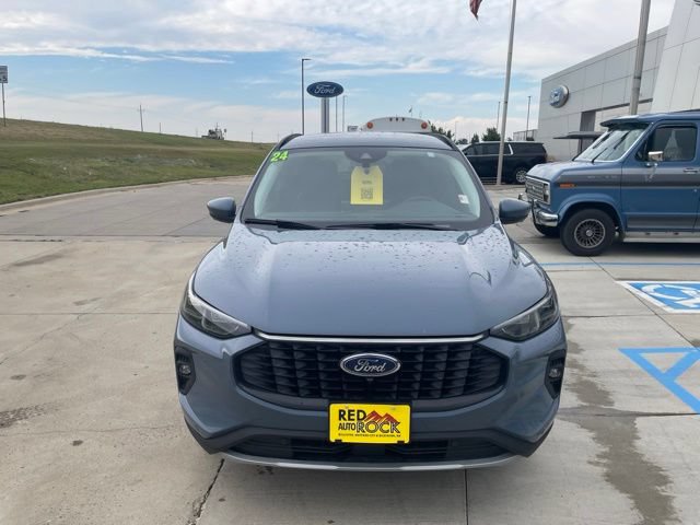 Certified 2024 Ford Escape Platinum AWD/4WD image 9