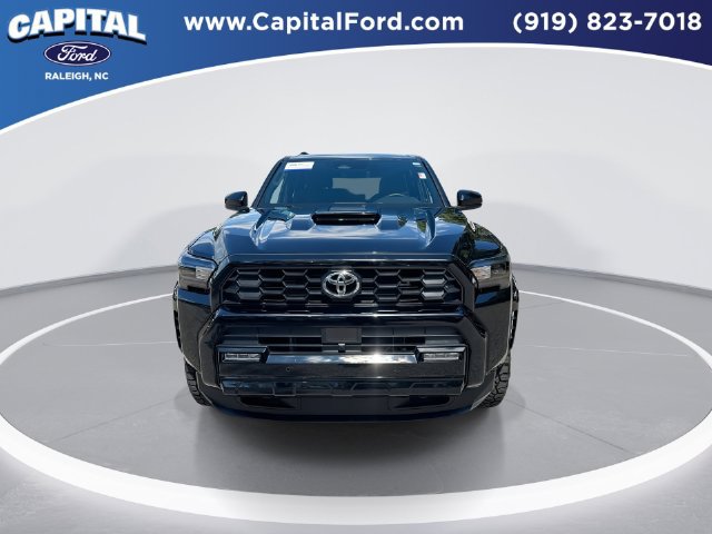 Used 2025 Toyota 4Runner TRD Sport AWD/4WD image 3