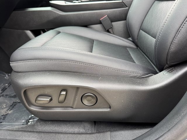 Used 2026 Chevrolet Equinox LT w/ Convenience Package II image 15