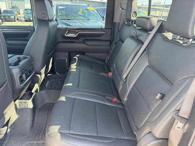 Used 2024 GMC Sierra 2500 SLT w/ SLT Premium Package AWD/4WD image 9
