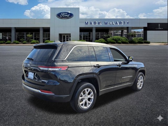 Used 2022 Jeep Grand Cherokee Limited RWD image 5