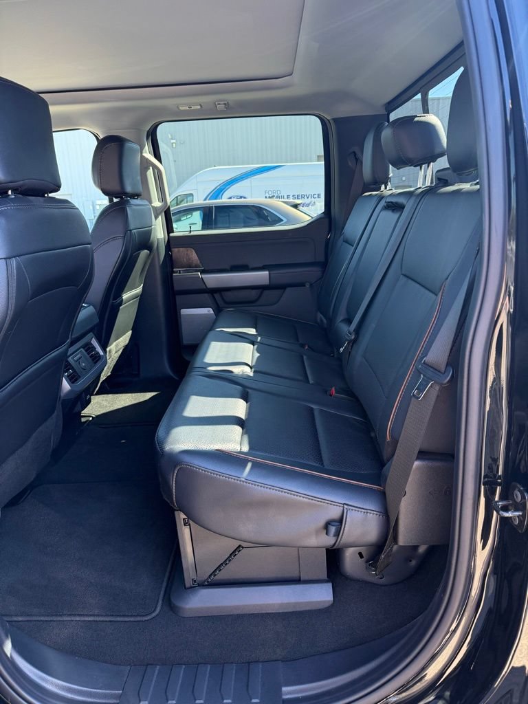 Certified 2025 Ford F350 Lariat w/ Lariat Ultimate Package AWD/4WD image 12