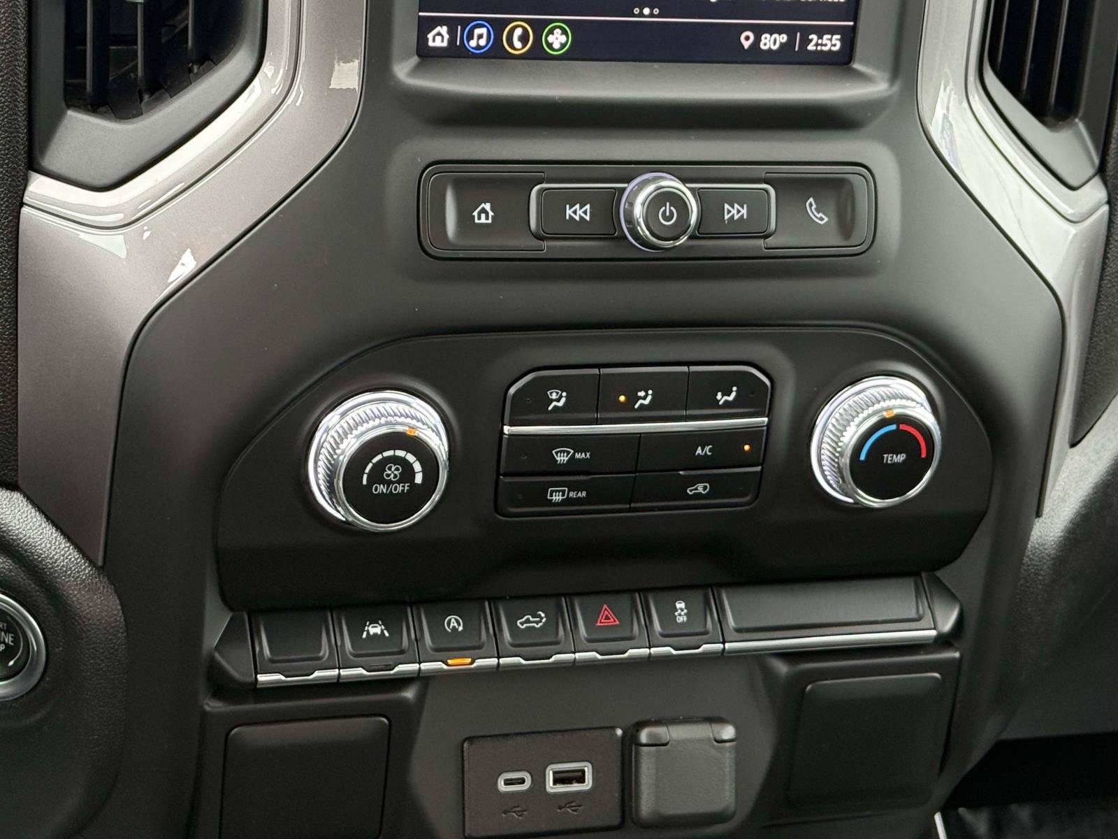Used 2023 GMC Sierra 1500 Pro w/ Graphite Edition AWD/4WD image 9
