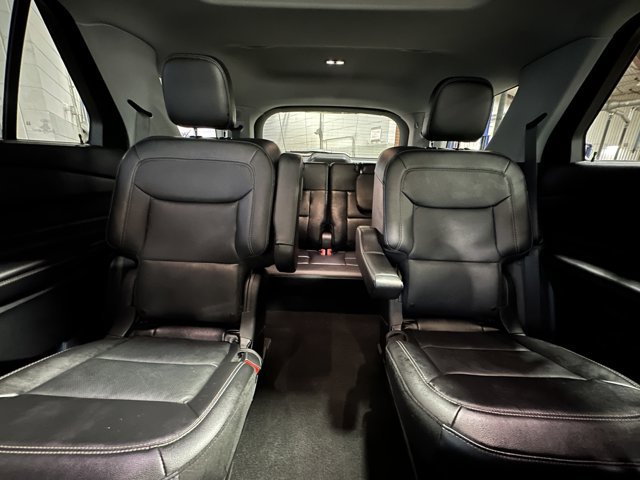 Certified 2024 Ford Explorer Limited w/ Limited Technology Package AWD/4WD image 18