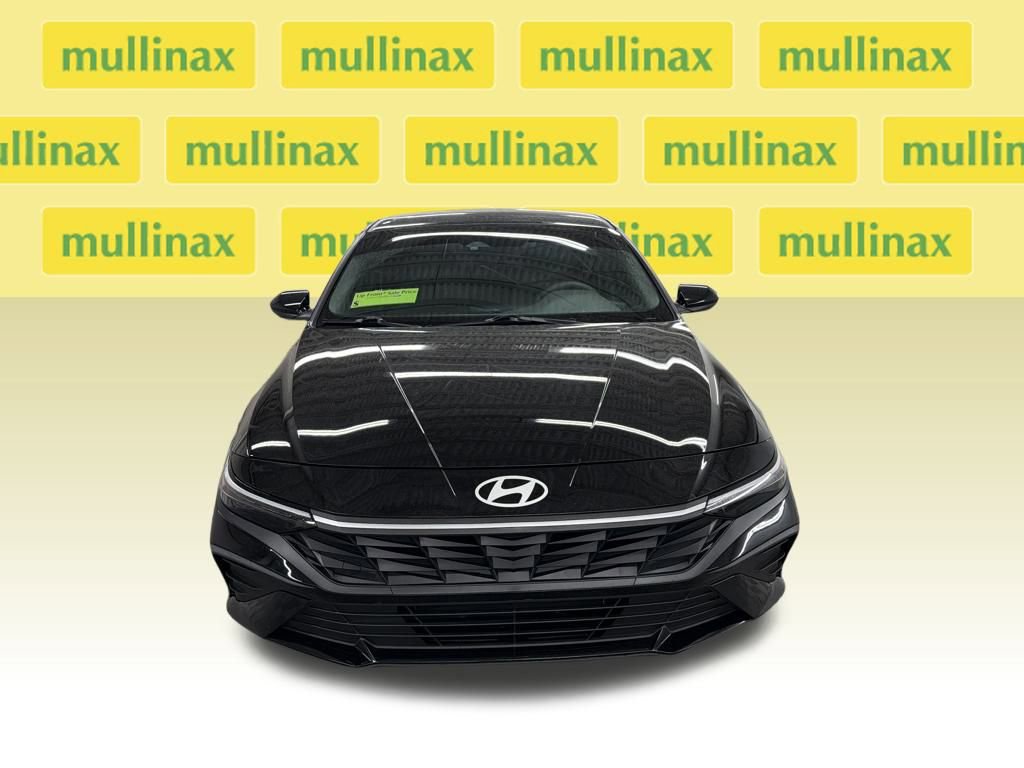 Used 2024 Hyundai Elantra SEL image 8