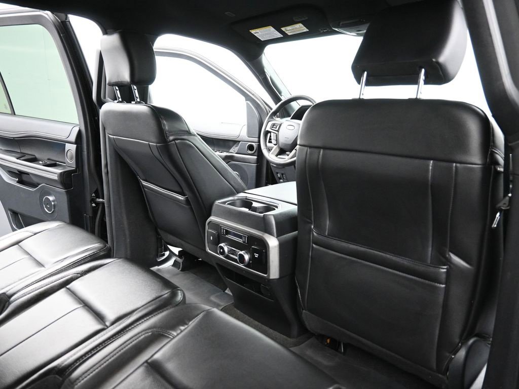 Certified 2019 Ford Expedition XLT w/ Equipment Group 202A image 12