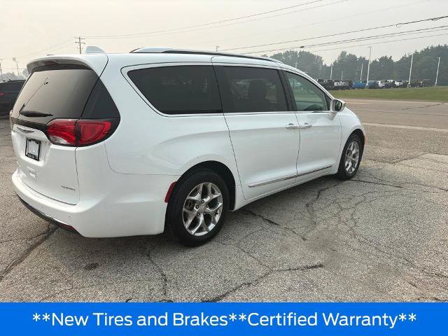 Used 2019 Chrysler Pacifica Limited FWD image 35