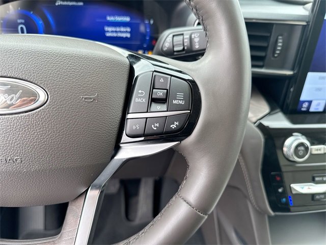 Certified 2023 Ford Explorer Platinum w/ Technology Package image 33