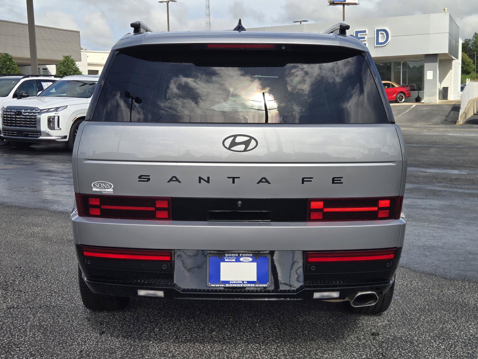 Used 2024 Hyundai Santa Fe Calligraphy FWD image 9