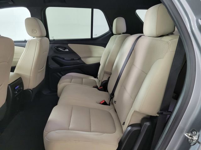Used 2023 Chevrolet Traverse LS FWD image 15