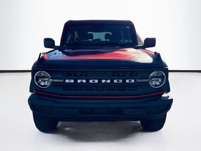 Certified 2022 Ford Bronco 2-Door AWD/4WD image 3