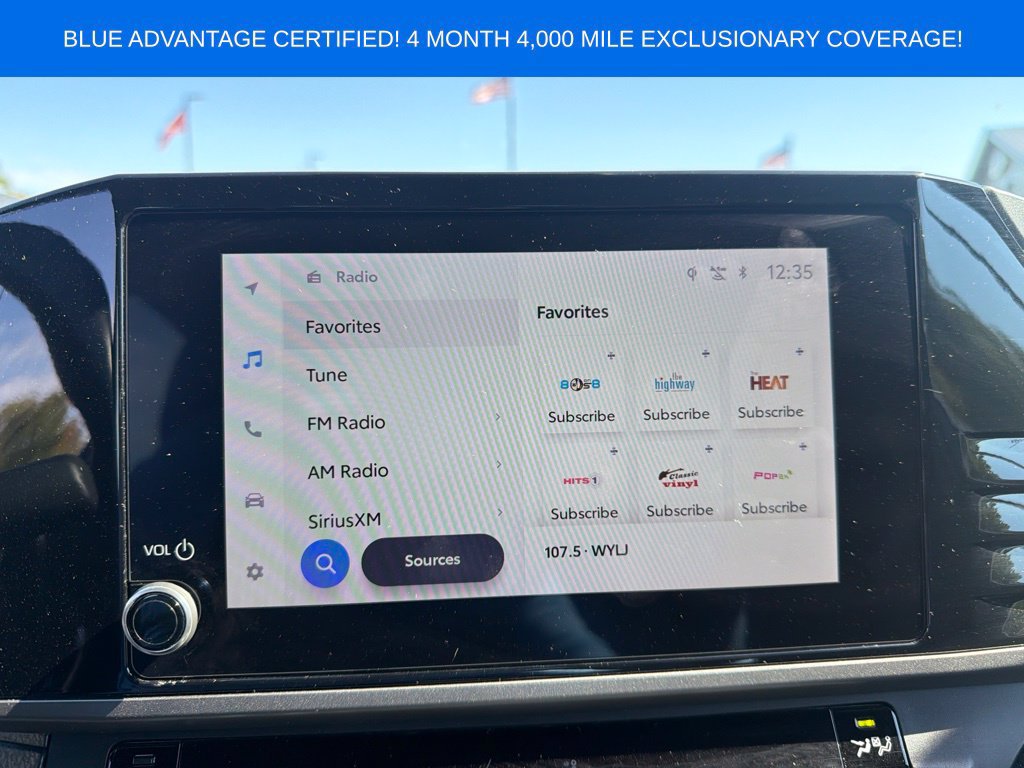 Used 2025 Toyota Camry SE FWD image 21