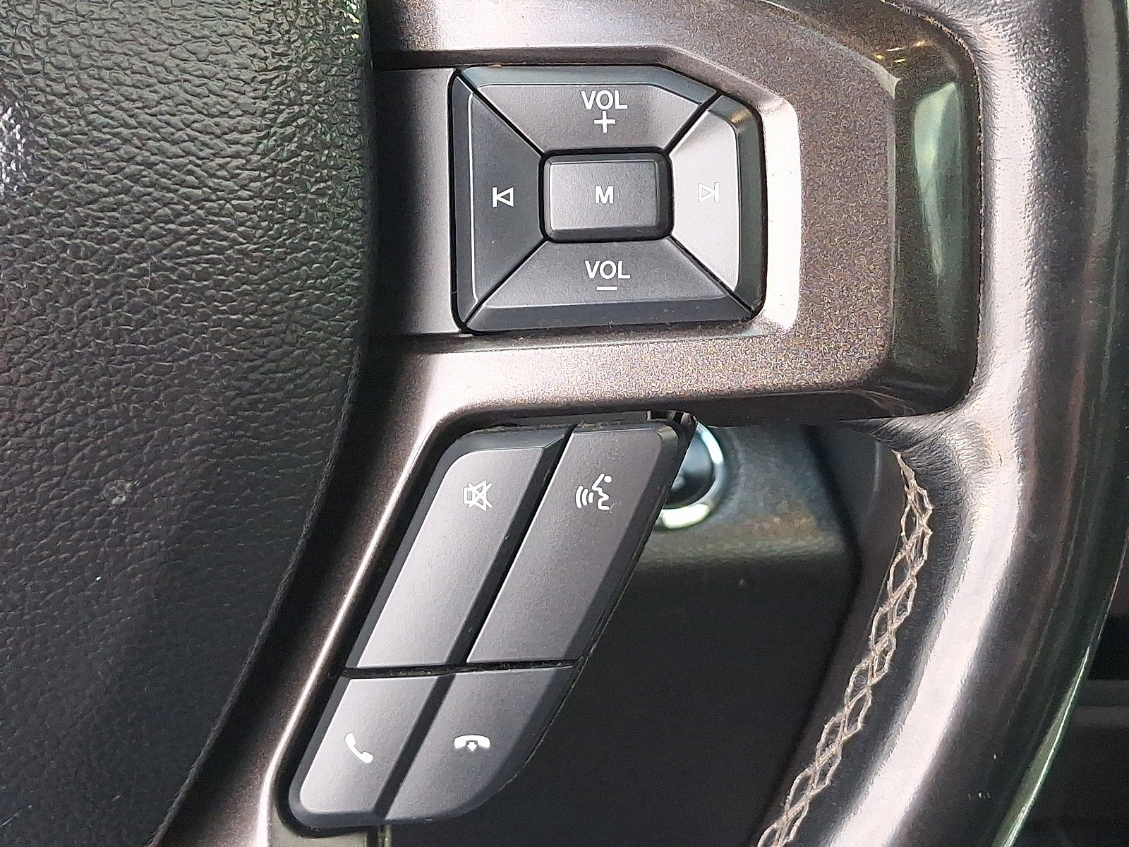 Certified 2021 Ford Expedition Limited image 23