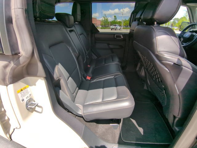 Certified 2025 Ford Bronco Badlands AWD/4WD image 33