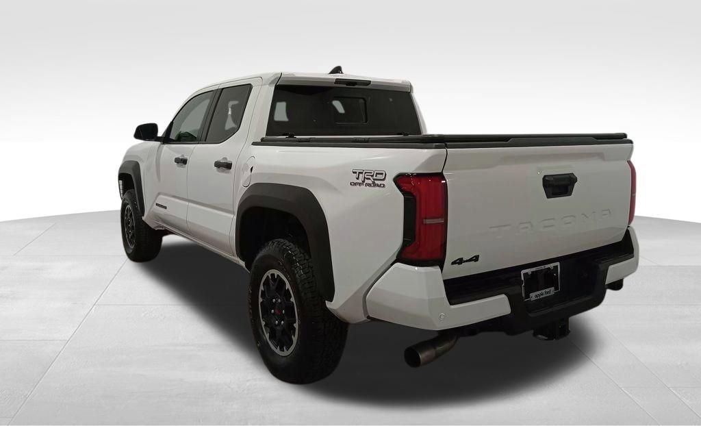 Used 2025 Toyota Tacoma TRD Off-Road w/ TRD Off Road Upgrade Package image 5