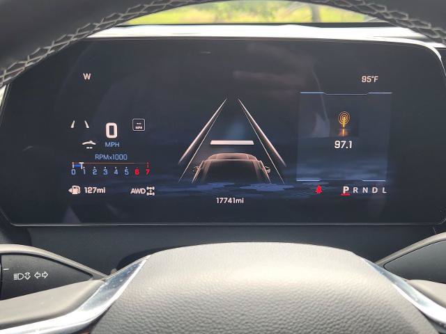 Used 2025 Chevrolet Traverse Z71 w/ Driver Confidence Package AWD/4WD image 14