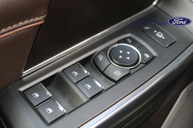 Certified 2025 Ford F250 King Ranch image 24