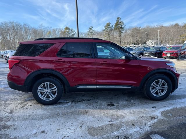 Certified 2022 Ford Explorer XLT w/ Equipment Group 202A image 9