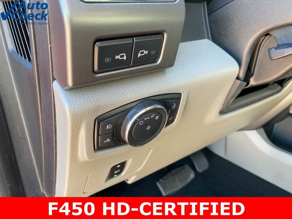 Certified 2019 Ford F450 XLT w/ XLT Premium Package image 26