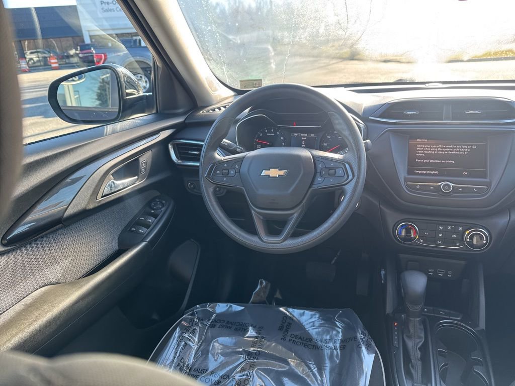 Used 2023 Chevrolet TrailBlazer LT image 42