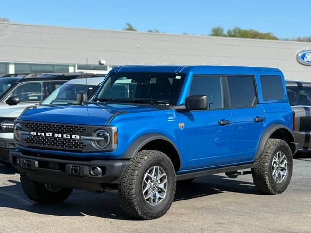 Certified 2025 Ford Bronco Badlands AWD/4WD image 32