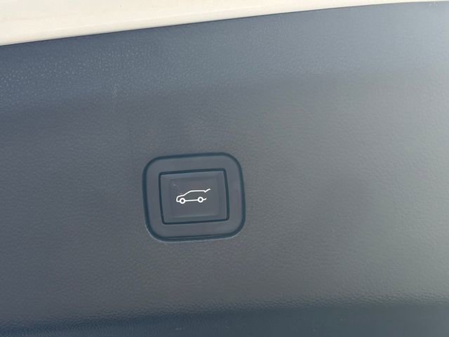 Used 2022 Buick Enclave Avenir w/ LPO, Floor Liner Package image 30