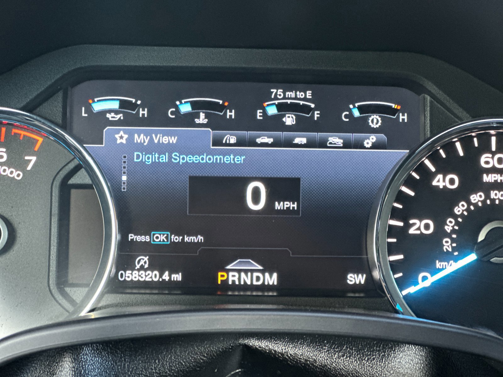 Certified 2019 Ford F150 Platinum w/ Equipment Group 701A Luxury image 27