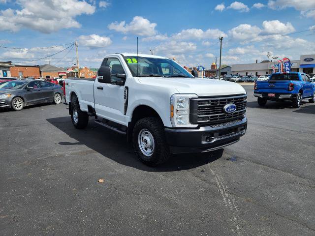 Certified 2025 Ford F250 XL w/ XL Off-Road Package AWD/4WD image 7