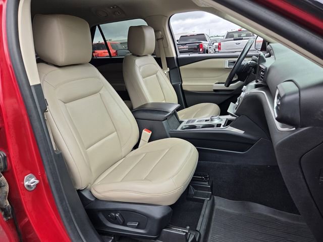 Certified 2021 Ford Explorer XLT w/ Equipment Group 202A RWD image 17