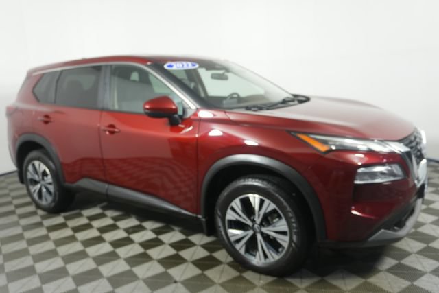 Used 2022 Nissan Rogue SV FWD image 2
