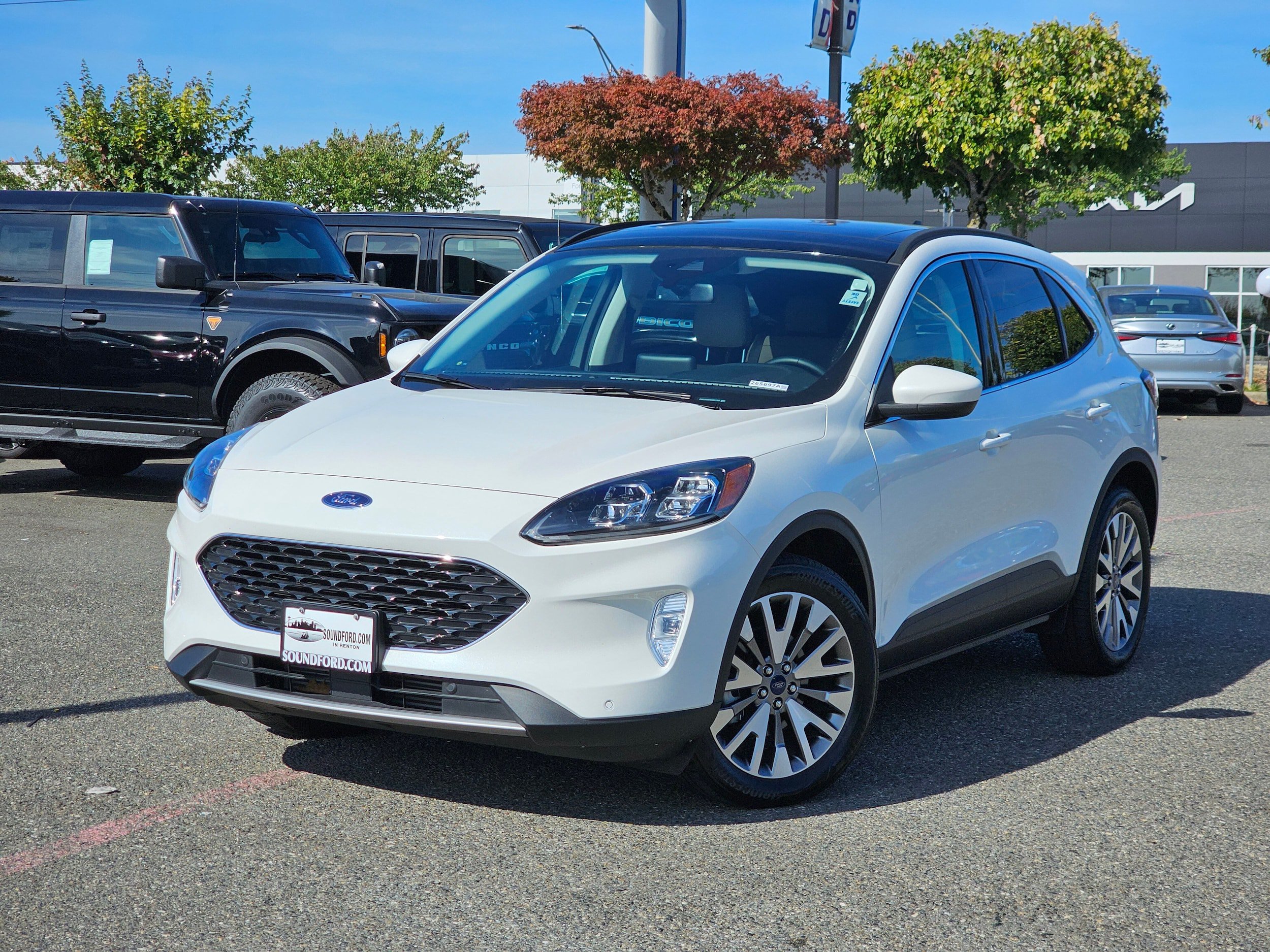 Certified 2022 Ford Escape Titanium w/ Class II Trailer Tow Package
