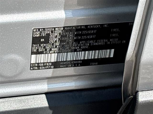 Used 2024 Toyota RAV4 LE AWD/4WD image 33