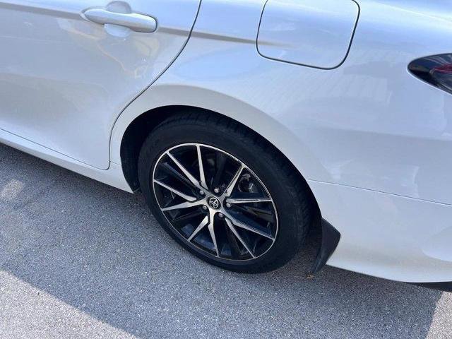 Used 2024 Toyota Camry XLE image 8