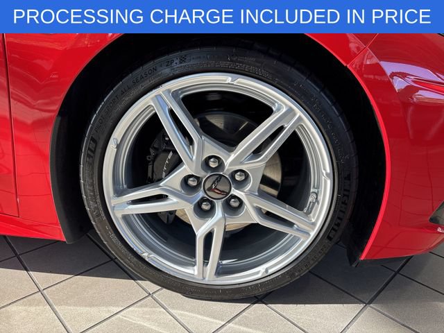 Used 2025 Chevrolet Corvette Stingray Premium Cpe w/ 3LT RWD image 2