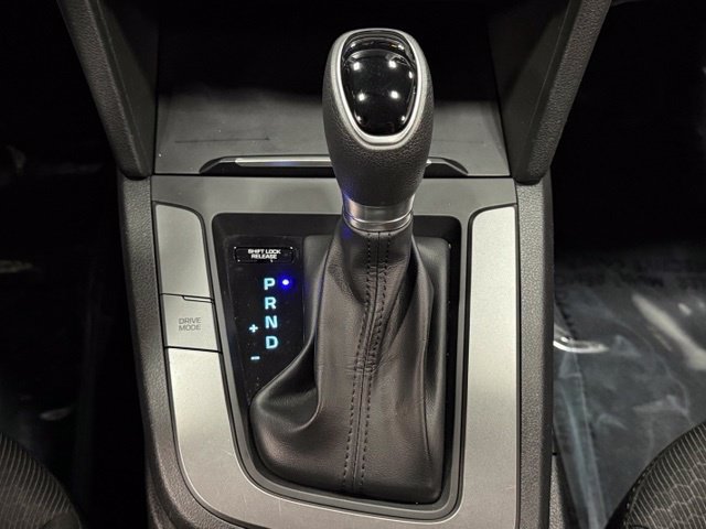 Used 2018 Hyundai Elantra SEL FWD image 29