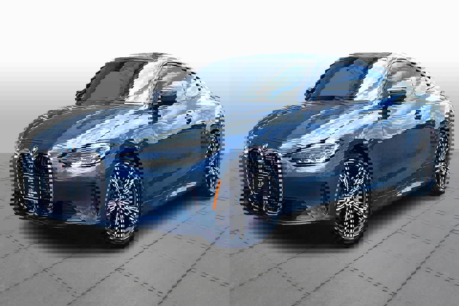 Used 2021 BMW 430i Coupe w/ Convenience Package image 8