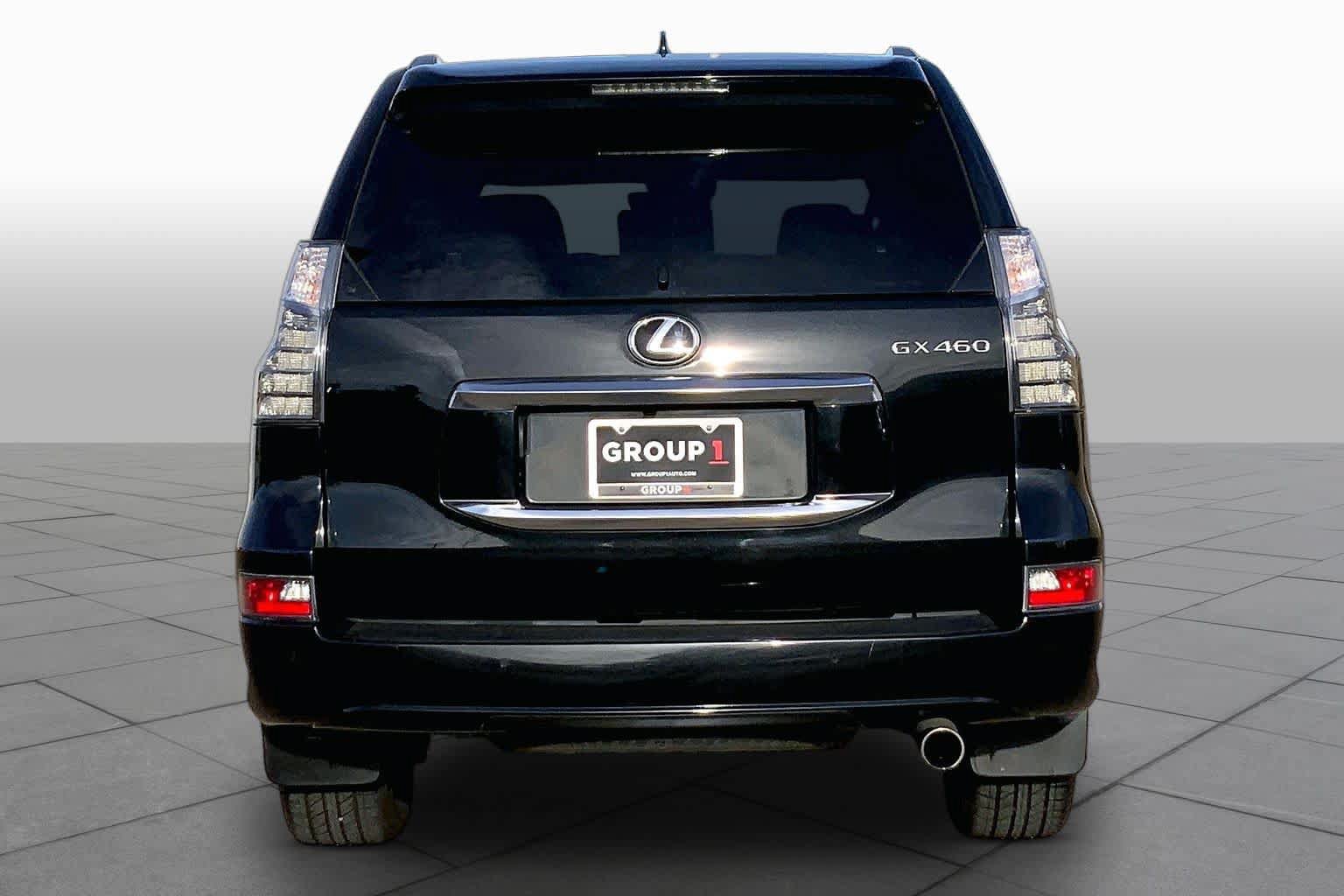 Used 2022 Lexus GX 460 Premium w/ Premium Package AWD/4WD image 5