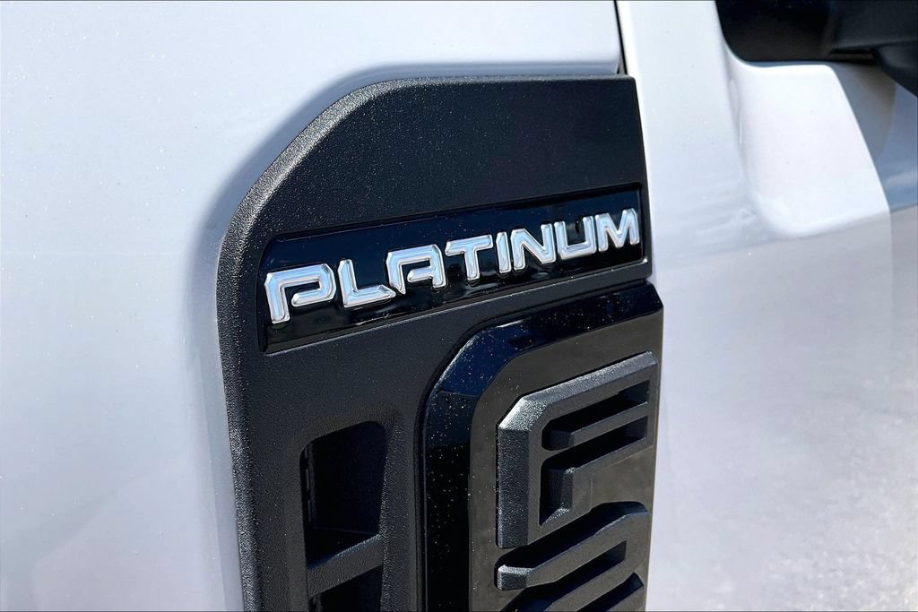 Certified 2026 Ford F250 Platinum w/ Tremor Off-Road Package AWD/4WD image 8
